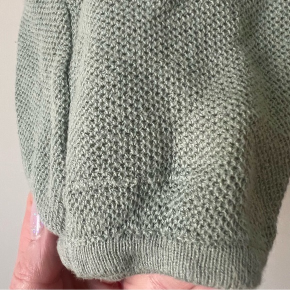 Forever 21 Sage Green Cropped Drawstring Top - Picture 6 of 8